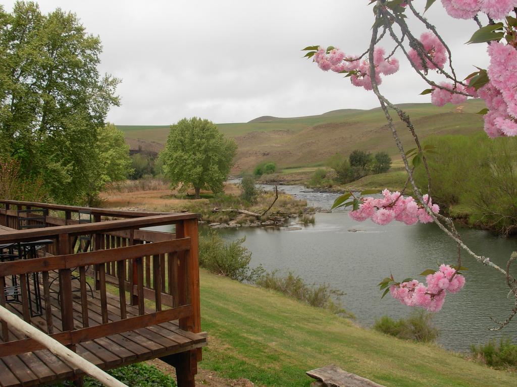 Umzimkulu River Lodge Underberg Exterior photo
